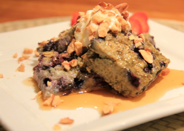 baked berry oatmeal 2